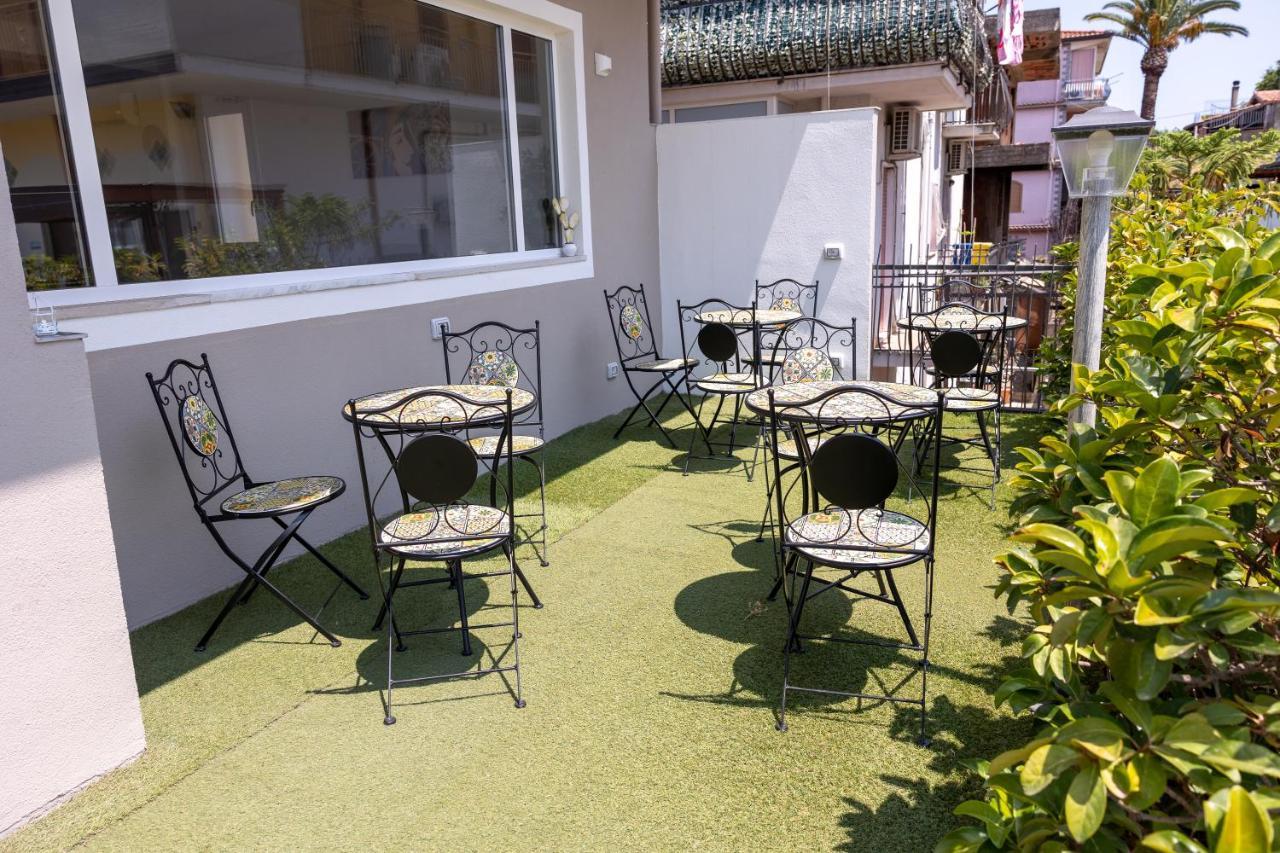 Sicily In Love 2 - Rooms & Breakfast Taormina Exterior photo