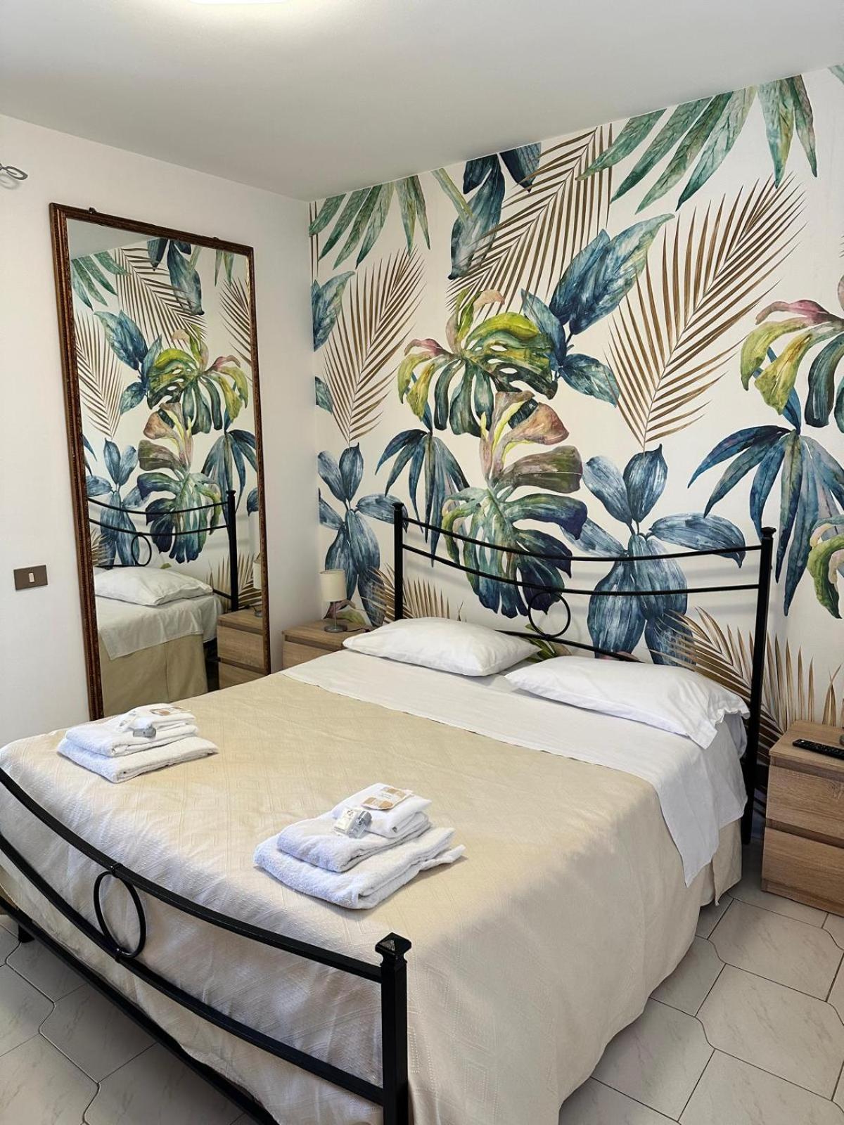 Sicily In Love 2 - Rooms & Breakfast Taormina Exterior photo